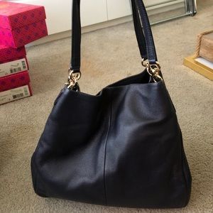 NWOT Coach Phoebe Navy Leather Shoulder Bag